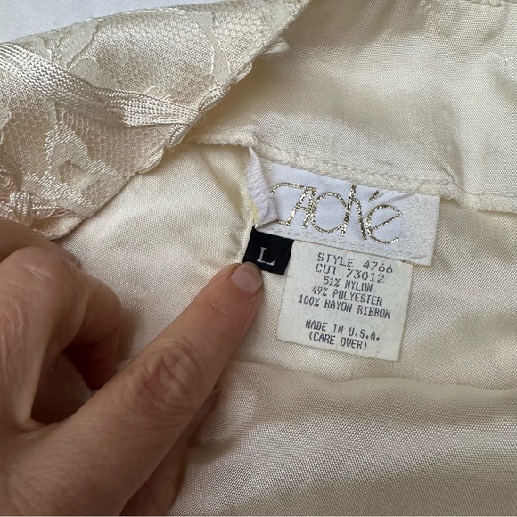Caché Vintage mini pencil skirt white floral lace with cream lining - L/ US10 - Picture 8 of 8